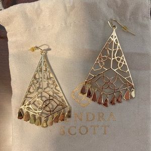 Kendra Scott Samira Earrings EUC